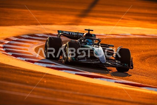 63 RUSSELL George (gbr), Mercedes AMG F1 Team W15, action during the ...