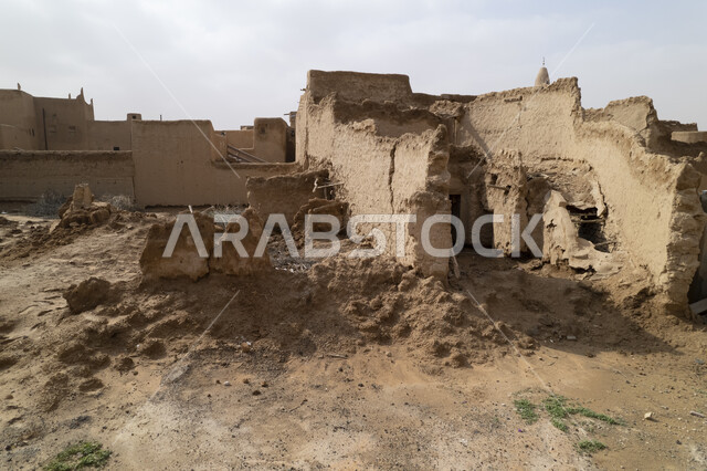 بيوت تراثية طينية قديمة في المملكة العربية السعودية،  معالم تاريخية وأثرية قديمة، القرى والمدن التاريخية، بيوت اثرية، منازل قديمة محطمة