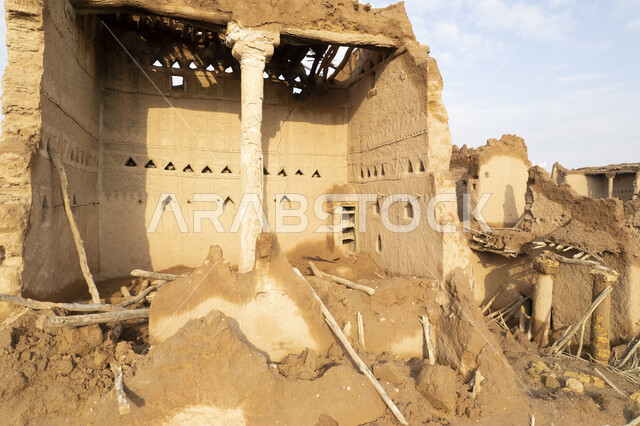 بيوت تراثية طينية قديمة في المملكة العربية السعودية،  معالم تاريخية وأثرية قديمة، القرى والمدن التاريخية، بيوت اثرية، منازل قديمة محطمة