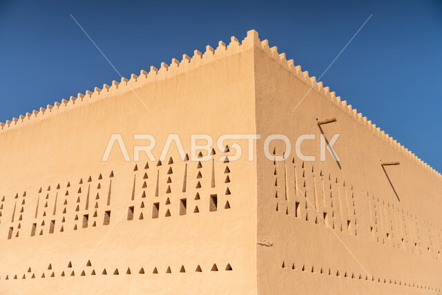  مباني تراثية قديمة من الطين في المملكة العربية السعودية ، مباني أثرية تاريخية ، يوم التأسيس السعودي, يوم بدينا, ذكرى تأسيس الدوله السعوديه الأولى 1727م, المدينة التاريخية بتصميم معماري شعبي قديم