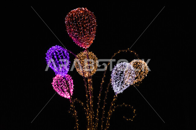 اسلاك اضاءة الزينة، اضاءة على شكل بلالين، اسلاك الانارة، اعياد ومناسبات، زينة عيد الميلاد، خلفية سوداء