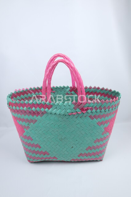 Women's handbag, handmade, straw bag, folk handicrafts, white background