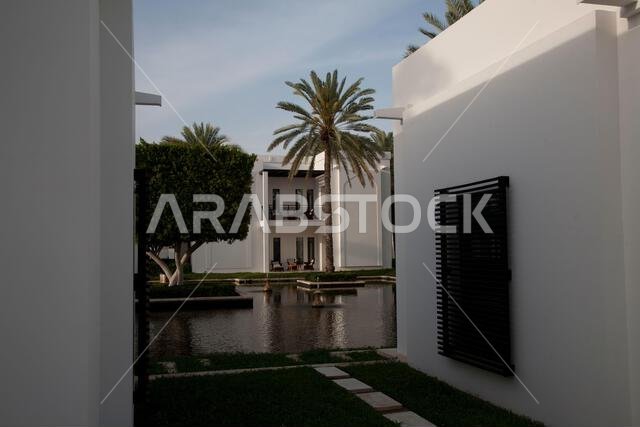 fountain and archway the chedi hotel muscat oman middle east - Photo