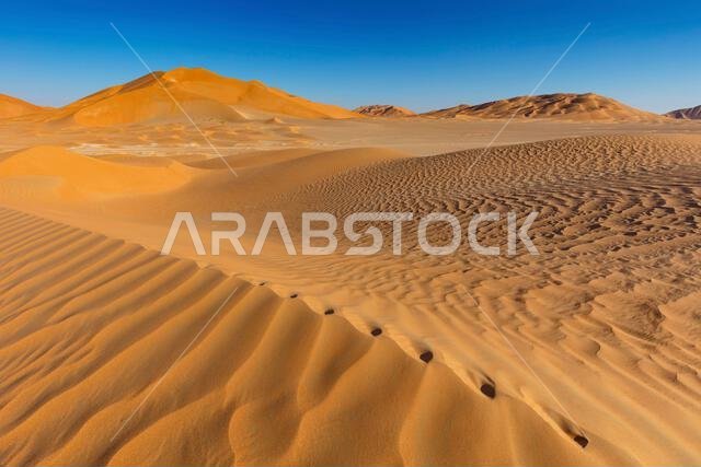 Rub al-Shali, the largest sand desert on earth, Oman, Dhofar ...