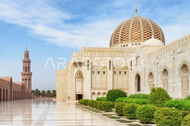Sultan Qaboos Grand Mosque day view, Muscat, Oman - Photo