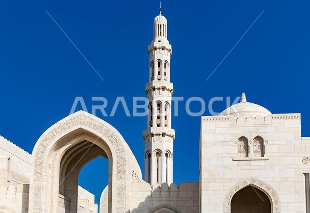 Minaret, Sultan Qaboos Grand Mosque, Muscat, Muscat, Oman, Arabian ...