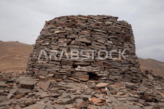 beehive tomb zukait al ayn oman middle east - Photo