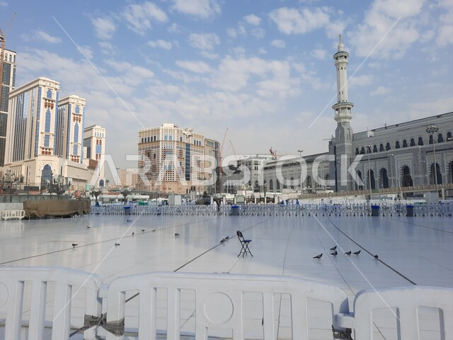 The outer courtyard of the Grand Mosque in Mecca, Saudi Arabia, Islamic landmarks, Islamic holy places