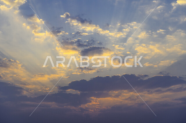 السحب البيضاء في السماء، مناظر طبيعية خلابة، السماء الزرقاء، خلفية الطبيعة