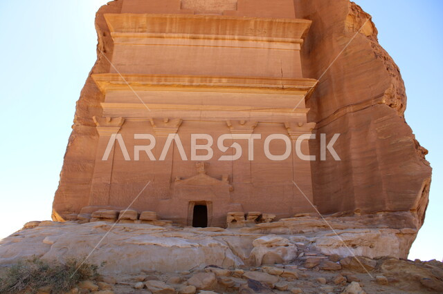 A close-up of Al-Farid Palace in Al-Ula Governorate in the Kingdom of Saudi Arabia, desert areas, rock formations and formations, ancient historical monuments, natural rocky mountains, desert nature, tourist places
