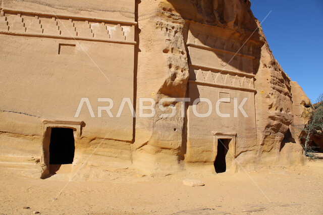 التكوينات الصخرية الطبيعية بمحافظة العلا في السعودية، المناطق الصحراوية، معالم اثرية، اماكن تاريخية قديمة، الجبال الصخريه، القمم الجبلية، السياحة في السعودية، الطبيعة الصحراوية