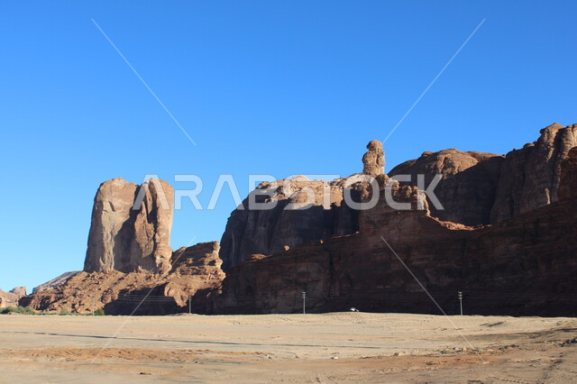 التكوينات الصخرية في محافظة العلا بالمملكة العربية السعودية، معالم اثرية تاريخية قديمة، القمم والمرتفعات الصخرية، الطبيعة الصحراوية، اماكن سياحية