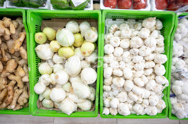 اسواق بيع الخضراوات بأنواعها ، محلات تجارية ، مستلزمات المستهلك ، شراء الاحتياجات المنزلية ، السلع والمواد الغذائية ، الخضراوات الطازجة .