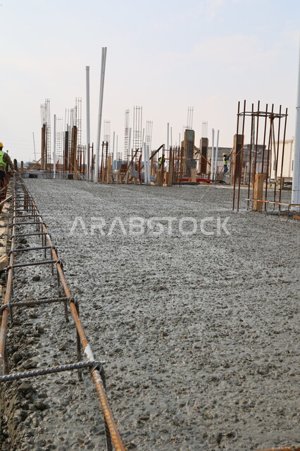 Concrete ceilings, ceiling construction works, construction equipment and tools, roof casting tools, metal skewers, steel iron