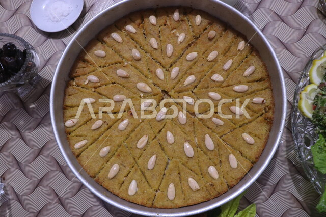 حلوى البسبوسة اللذيذة، حلا شرقي، قطع الحلوى اللذيذة، حلويات وسكريات