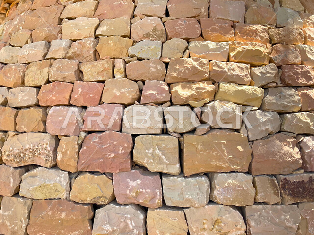 جدار مصنوع من الحجارة الصخرية، ورق جدران، حائط قديم بارز الشكل، جدار حجري، خلفية حائط قديم