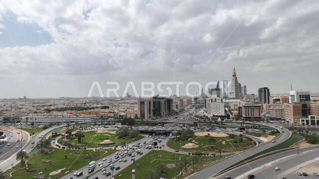 Cairo Square, the movement of cars in Cairo Square on the highway in the city of Riyadh in the Kingdom of Saudi Arabia, intersecting roads in Cairo Square in the city of Riyadh, roads and streets of Riyadh.