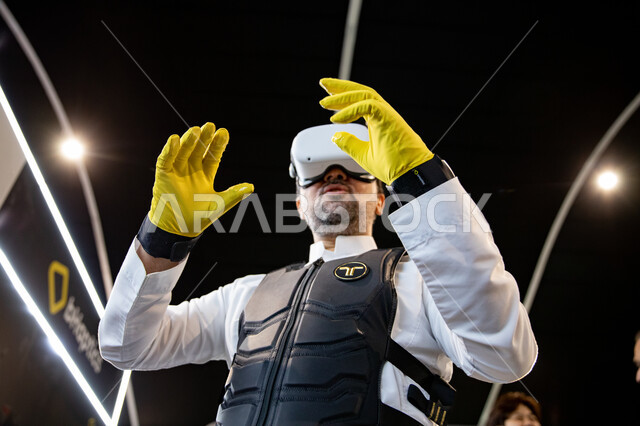 التفاعل والاندماج مع افلام وألعاب ثلاثية الأبعاد, نظارات الواقع الافتراضي المتطوره ،  مؤتمر ليب العالمي التقني 2023 في مدينة الرياض, منصه عالميه للتقنيات المستقبيله والذكاء الاصطناعي, التقدم التقني والإبتكارات الحديثه , نحو افاق جديده لاستكشاف الانترنت وا