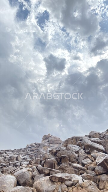 mountain peak of stones and rocks, mountain rock formations, cloudy sky, rocky mountains nature, nature wallpaper