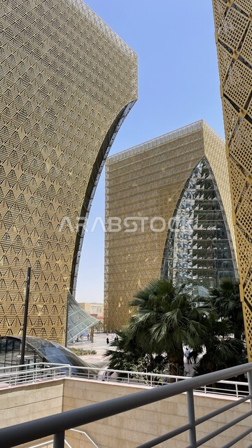 المدينة الرقمية في الرياض في المملكة العربيه السعودية , المراكز الحكومية والمنشآت, الفن الهندسي المعماري, التنزه والترفيه, أماكن سياحيه مشهورة, رؤية 2030 السعودية, تدعم الخدمات الالكترونية التقنيات المتطورة .