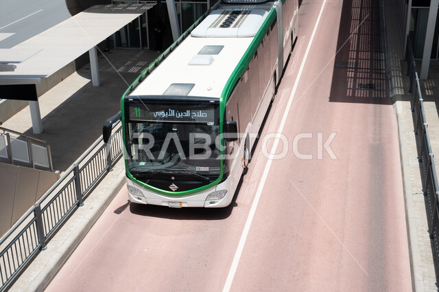 طرق وشوارع الحافلات، باص الرياض في محطة حافلات الرياض، خط سير الباصات والحافلات في مدينة الرياض في المملكة العربية السعودية، وسائل النقل والمواصلات، وزارة النقل والخدمات اللوجستية