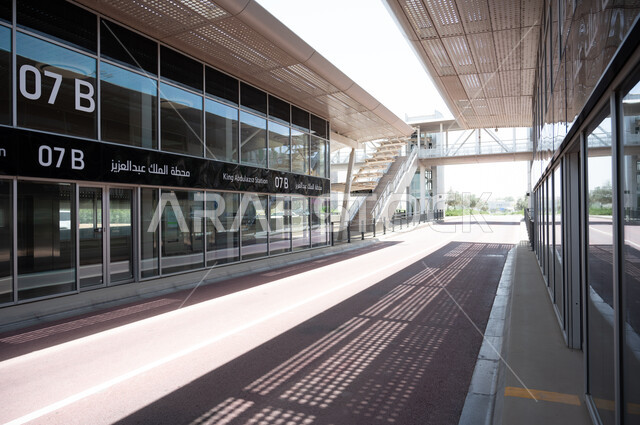 وسائل النقل والمواصلات، محطة الملك عبد العزيز 07 ب، خط سير الباصات والحافلات، محطة حافلات مدينة الرياض في المملكة العربية السعودية، طرق وشوارع الحافلات، وزارة النقل والخدمات اللوجستية