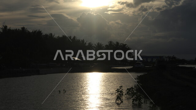  أماكن سياحية ساحلية ,منظر انعكاس ضوء الشمس وقت الشروق على شاطئ البحر , مناظر طبيعية, خلفية الطبيعة, سوليليت .