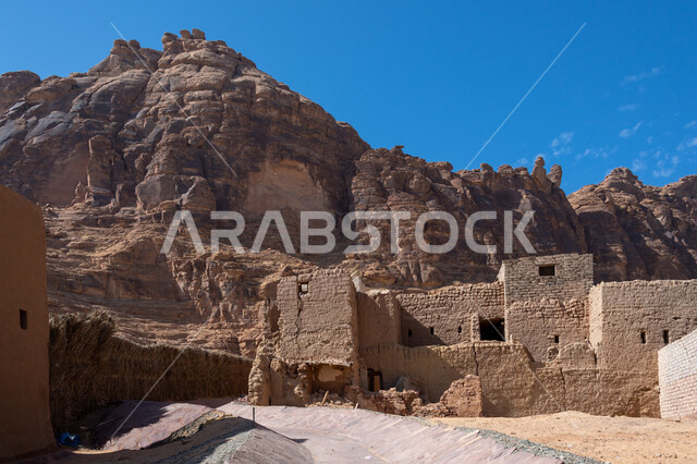 القمم والمرتفعات الجبلية، التكوينات الصخرية في المناطق الصحراوية، البيوت والمباني الاثرية القديمة في محافظة العلا في المملكة العربية السعودية، معالم اثرية تاريخية قديمة، اماكن سياحية في السعودية