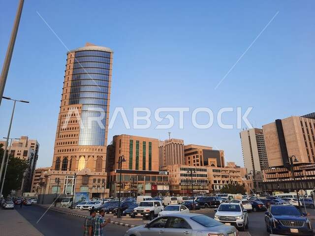 معالم بارزة في حي البلد, التطور العمراني والهندسي المميز في مدينة جدة, إطلالة على برج العيسائي في منطقة البلد بمدينة جدة ، منشأت استثمارية و تجارية في المملكة العربية السعودية