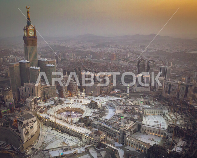 برج الساعة و أبينة معمارية حديثة, صور جوية لمدينة مكة المكرمة في المملكة العربية السعودية, أداء مناسك الحج و العمرة, موسم الحج 2023, أماكن و معالم دينية اسلامية في السعودية.