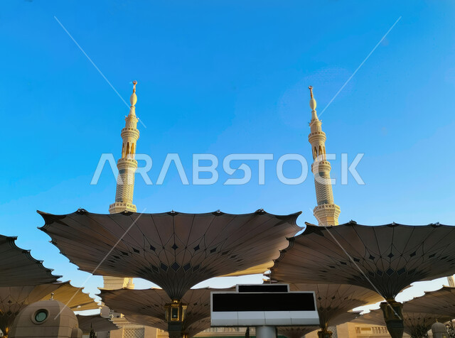 المظلات الالكترونية في الحرم النبوي في المدينة المنورة في السعودية، المسجد النبوي الشريف، مسجد رسول الله، معالم اسلامية مشهورة، أماكن دينية مقدسة
