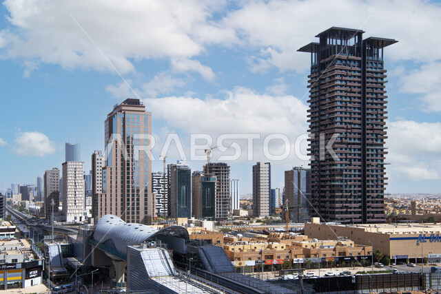 الفن الهندسي المعماري في المملكة العربية السعودية, الابراج وناطحات السحاب,  مجموعة من المباني في حي الصحافة شمال مدينة الرياض على امتداد طريق العليا العام قرب محطة مترو الرياض