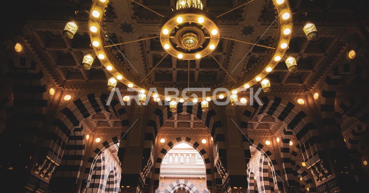 Design and interior decorations in the Noble Sanctuary of the Prophet ...