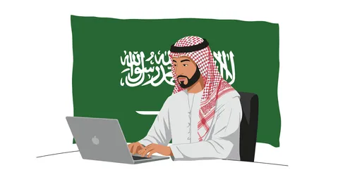 يوم العلم 11مارس، الاحتفال بذكرى اليوم الوطني السعودي, رجل عربي خليجي سعودي يرتدي الثوب التقليدي والشماغ يستخدم الحاسوب المحمول، الأناقة والاهتمام بالمظهر الخارجي، خلفية بيضاء مع علم المملكة العربية السعودية، فيكتور اليستريتور