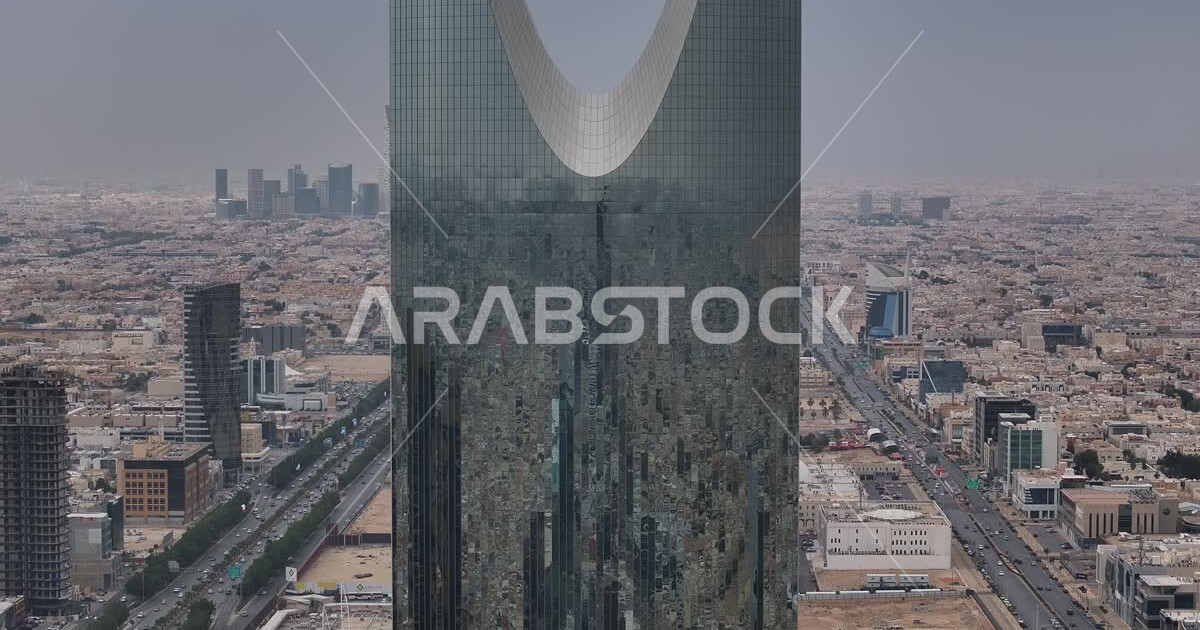 The development of the architectural engineering art of the famous ...