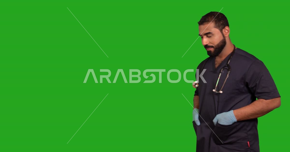 العمل في مجال الطب والرعاية الصحية, فيديو من الجانب لطبيب عربي خليجي ...