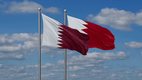 أعلام البحرين وقطر