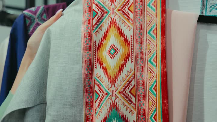 Women's abayas with distinctive modern designs, enjoying a fun time shopping and buying, a picture of a smiling Emirati Gulf Arab woman wearing an elegant colorful abaya, a Saudi woman buying new clothes, veiled fashion, following fashion and trends