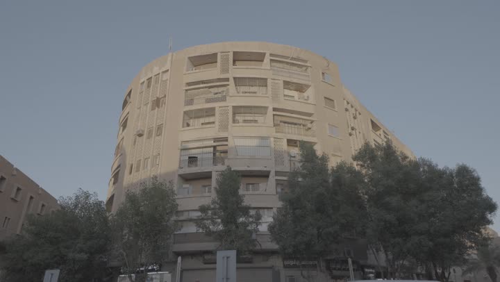 سوق الحلة وسط البلد في مدينة الرياض نهارا, المعالم التاريخية القديمة في العاصمة, الأسواق الشعبية التقليدية الأثرية, الأماكن السياحية التراثية المشهورة في المملكة العربية السعودية, مناطق جذب واستقطاب السياح