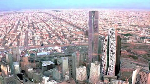  الأبراج المالية والاقتصادية والمنشأت المعمارية، المعالم السياحية المشهورة، حركة المرور في طرق وشوارع مدينة الرياض، مركز الملك عبد الله المالي ( كافد ) في المملكة العربية السعودية، النمو والتقدم العمراني على الطراز الحديث