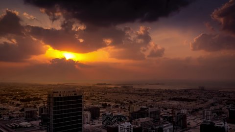 منظر غروب الشمس في السماء، الأبراج وناطحات السحاب، النمو والتطور والتقدم العمراني في الامارات العربية المتحدة، أسلوب الحياة في دول الخليج، خلفية الطبيعة