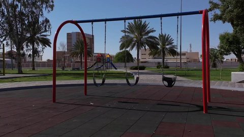 الحدائق والمنتزهات الترفيهية في المملكة العربية السعودية، المساحات الخضراء الواسعه، معلم ومكان طبيعي سياحي مشهور, ألعاب ترفيه ومتعة وتسليه للاولاد في احدى حدائق مدينة حائل، منتزه عائلي ترفيهي