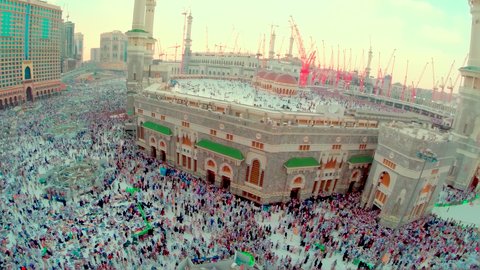 The Grand Mosque from the outside, worship and drawing closer to God, performing Hajj and Umrah rituals, a sacred Islamic religious place, the landmark of the Holy Mosque in Mecca, Islamic architectural style in the Kingdom of Saudi Arabia