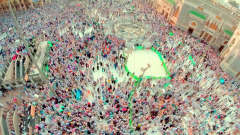  المسجد الحرام من الخارج، العبادة والتقرب إلى الله، أداء مناسك الحج والعمرة، مكان اسلامي ديني مقدس، معلم الحرم المكي الشريف في مدينة مكة المكرمة، الفن المعماري الهندسي على الطراز الإسلامي في المملكة العربية السعودية