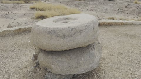  جذب واستقطاب السياح من كافة انحاء العالم، أماكن سياحية مشهورة في مدينة نجران الأثرية, المعالم التاريخية الأثرية في المملكة العربية السعودية، البيوت المهدمة والطينية في البلدة القديمة