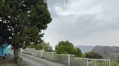 Green natural places and parks, the high Al-Soudah Mountains in the Asir region, famous tourist areas and landmarks, mountainous landscapes on the plateaus and highlands, areas that attract and attract tourists from all over the world to the Kingdom of Saudi Arabia