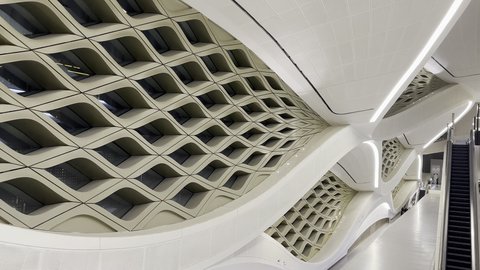 التطوير والتقدم الحضاري وتحسين البنية التحتية   في المملكة العربية السعودية، الاهتمام بالخدمات العامة ووسائل النقل، محطة مترو الرياض في العاصمة