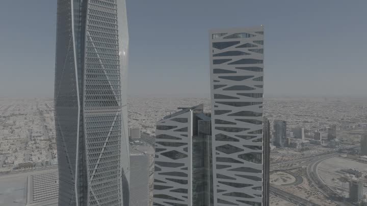 مركز الملك عبد الله المالي (كافد)، النهضة الاقتصادية والعمرانية, تصوير درون جوي لأفق مدينة الرياض في النهار, الأبراج وناطحات السحاب على الطراز الحديث والمتطور, معالم التجارة والاقتصاد المشهورة في العاصمة السعودية