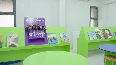 معرض الرسومات واللوحات الفنية في مدراس السعودية , ممارسة الفنون اليدوية و الهوايات المفضلة ,الرسم والفنون الابداعيه ، التعليم فى المملكه العربية السعودية