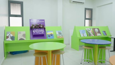 Practicing handicrafts and favorite hobbies, an exhibition of drawings and artworks in Saudi schools, drawing and creative arts, education in the Kingdom of Saudi Arabia.